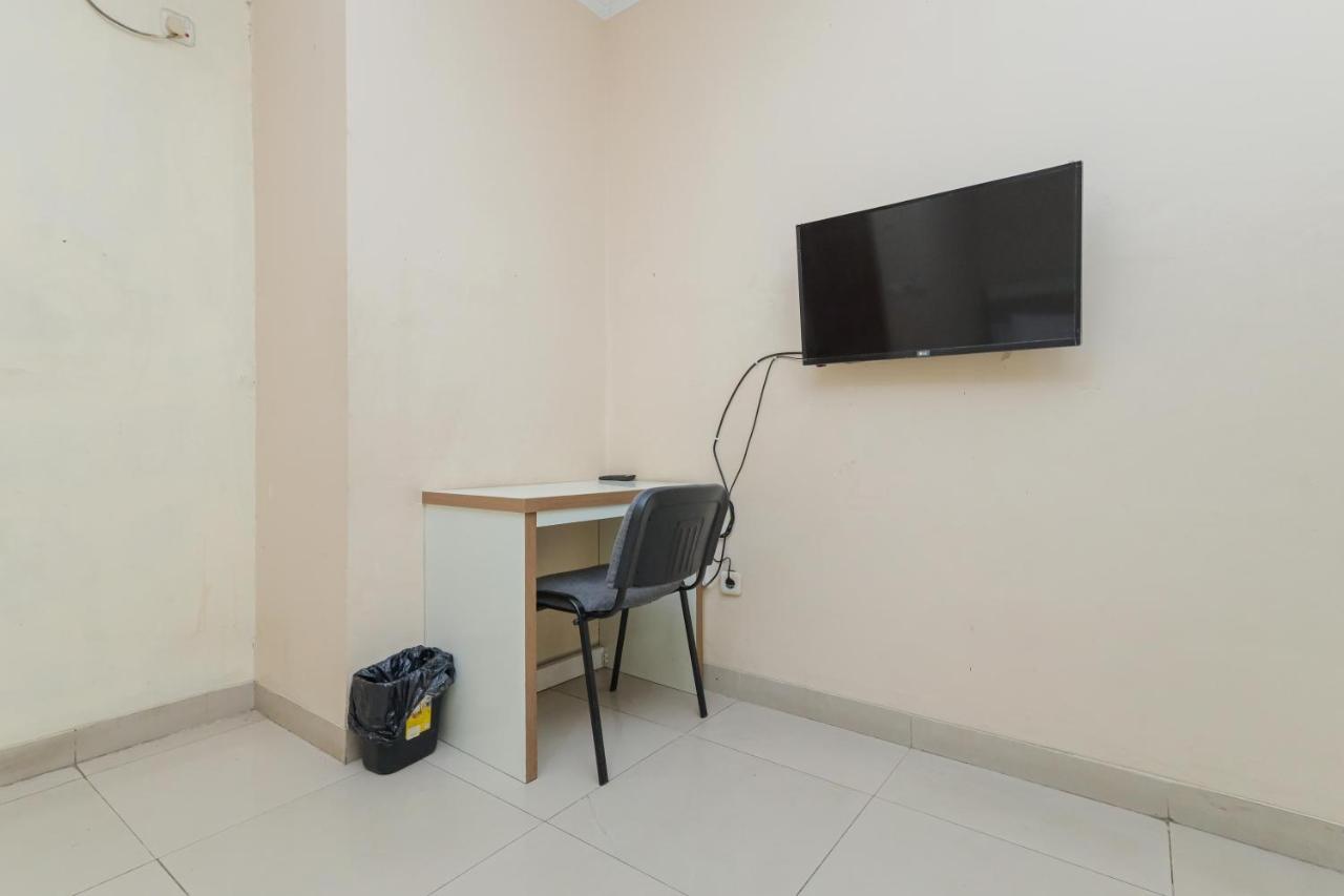 Reddoorz Syariah Near Stasiun Karet Hotel Jakarta Kültér fotó