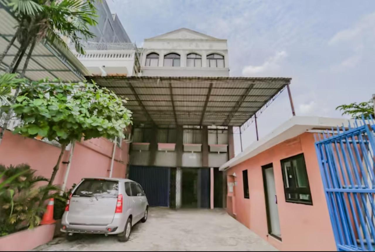 Reddoorz Syariah Near Stasiun Karet Hotel Jakarta Kültér fotó